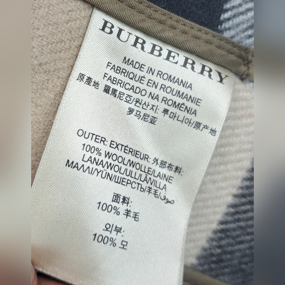 Burberry Women's Pea Coat Winter Jacket Wool Toggle Duffle Double Breasted 2 US - Picture 6 of 16